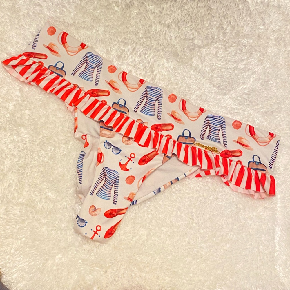 Alma Mia Ruffle Bikini scrunched cheeky bottom